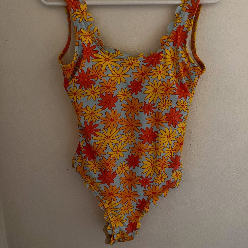 Colorful bathing suit from shein!